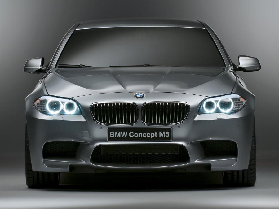  BMW M5 Concept 2011 года  (фото 8 из 37)